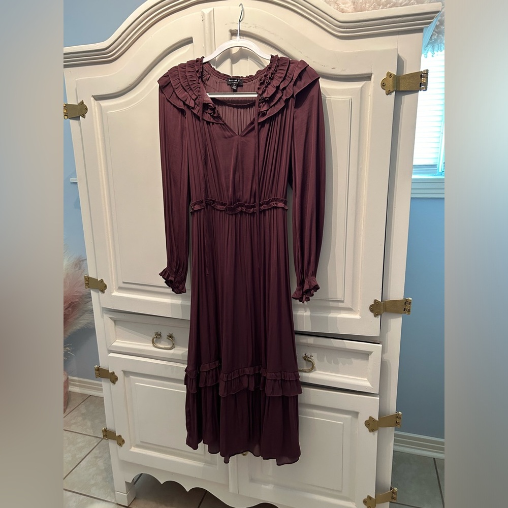 Current Air Los Angeles burgundy midi dress size (XS) EUC